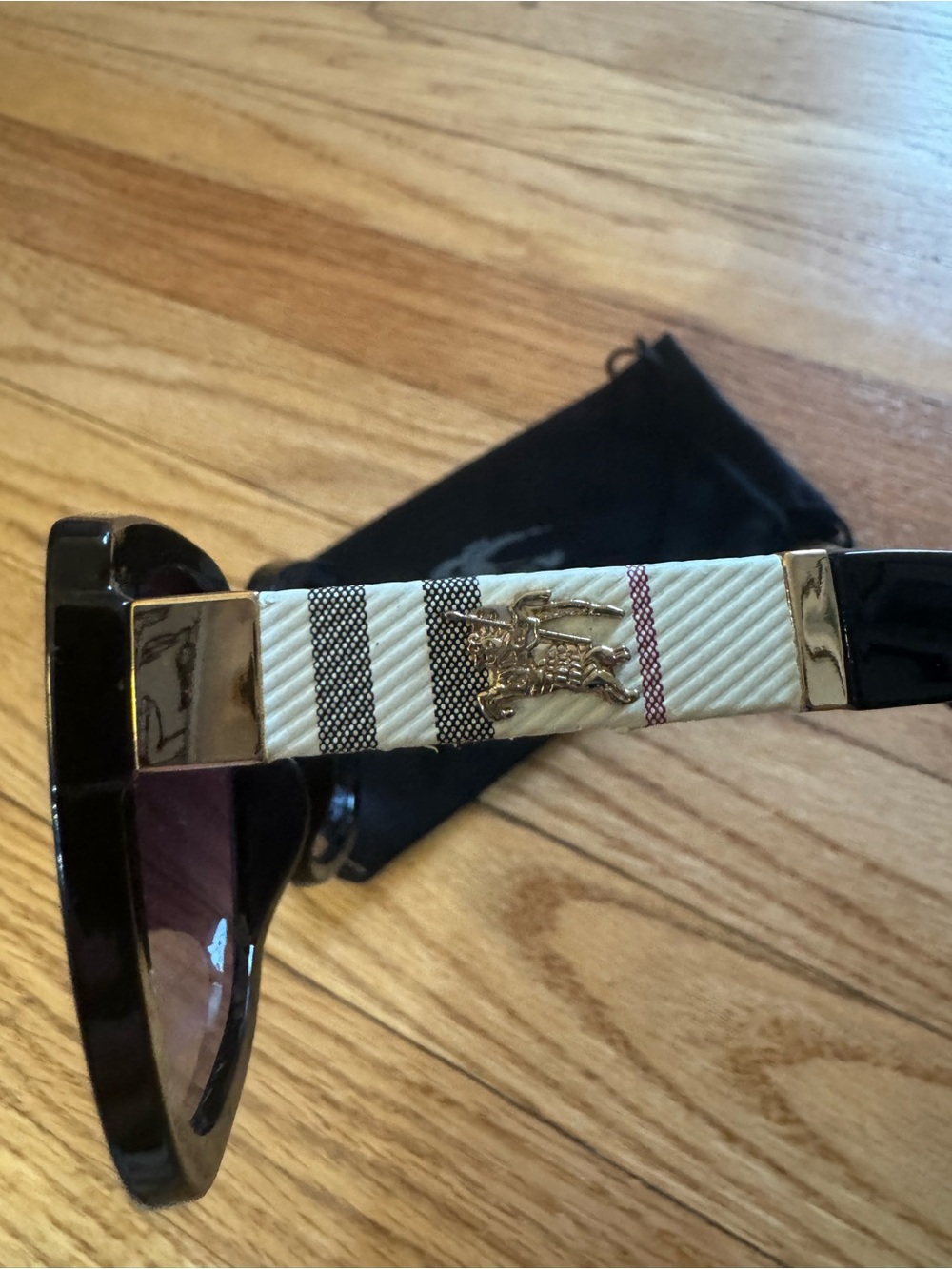 Designer style sunglasses, NEW